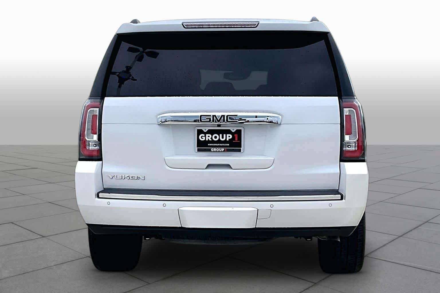 Used 2016 GMC Yukon Denali w/ Open Road Package AWD/4WD image 5
