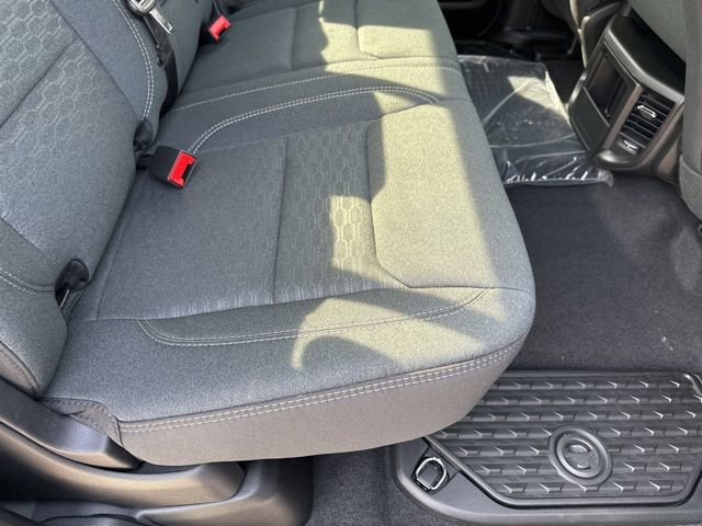 New 2026 RAM 1500 Express AWD/4WD image 15