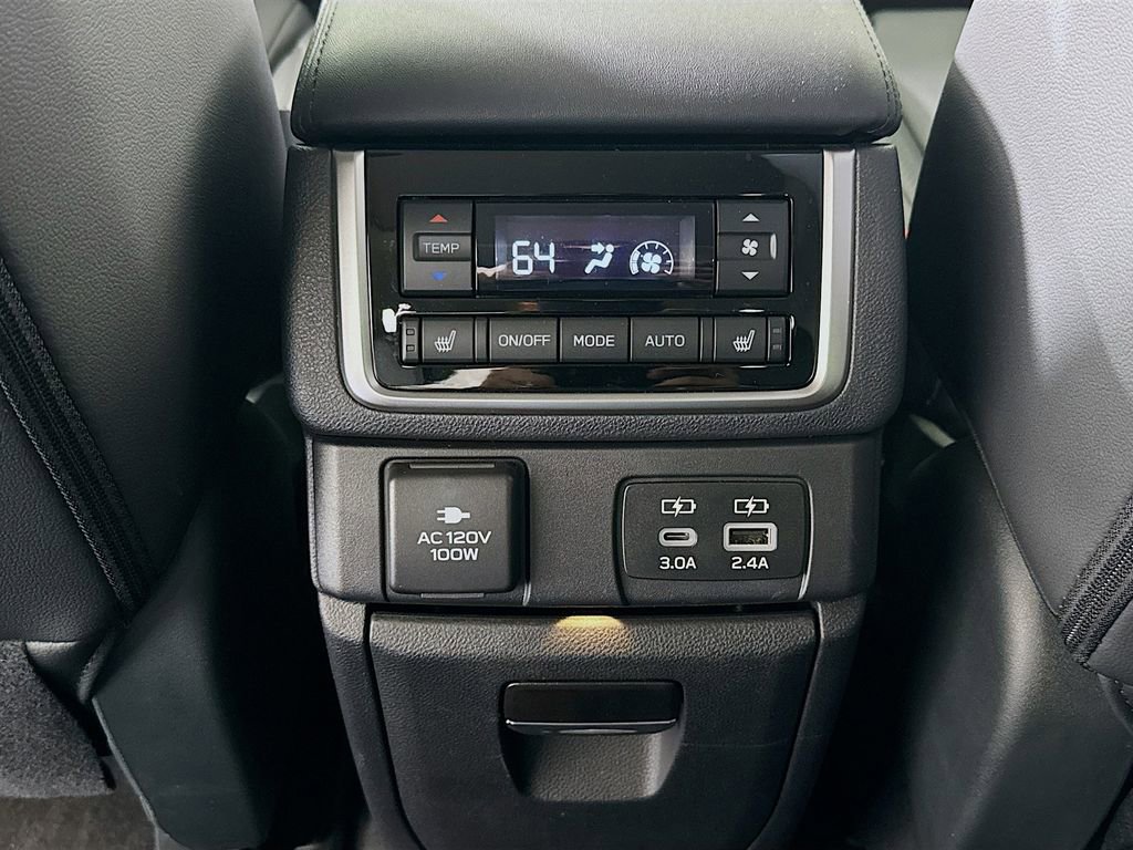 Used 2025 Subaru Ascent Bronze Edition image 27