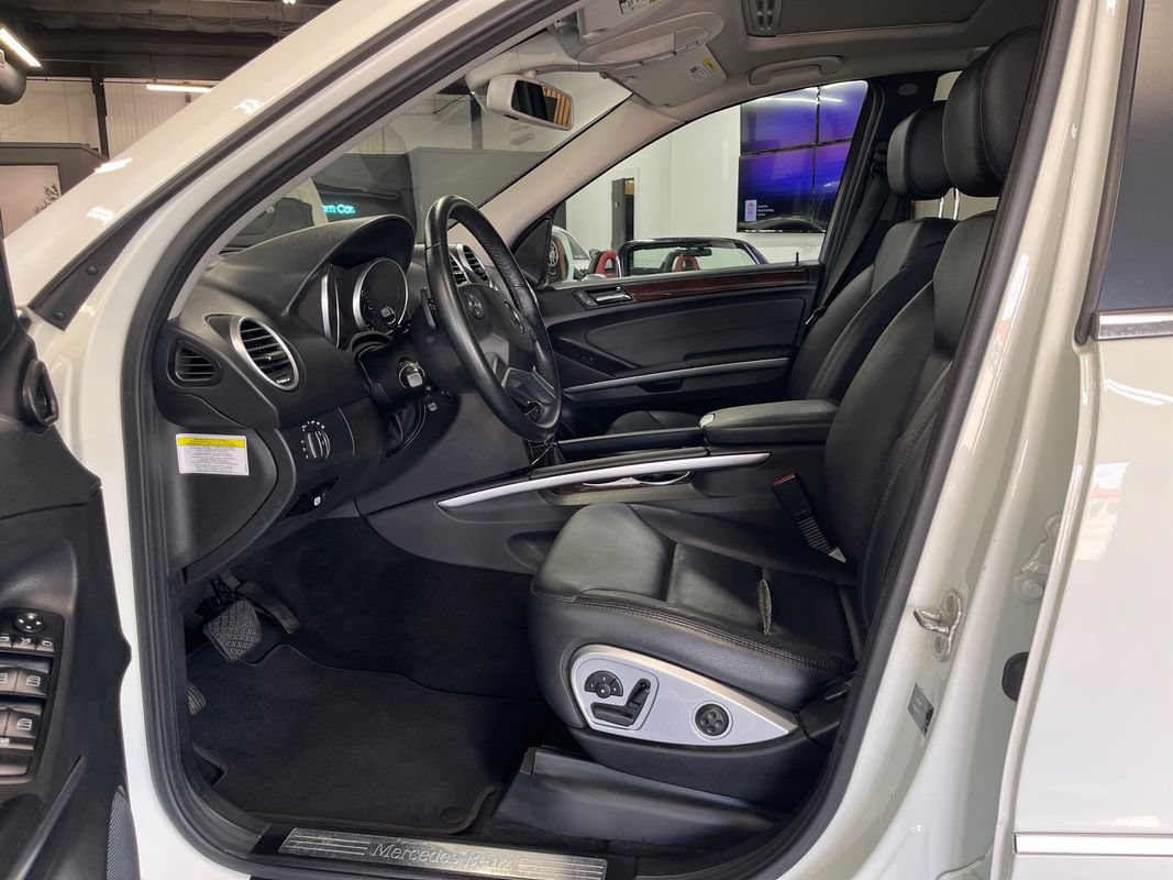 Used 2009 Mercedes-Benz ML 550 4MATIC image 35