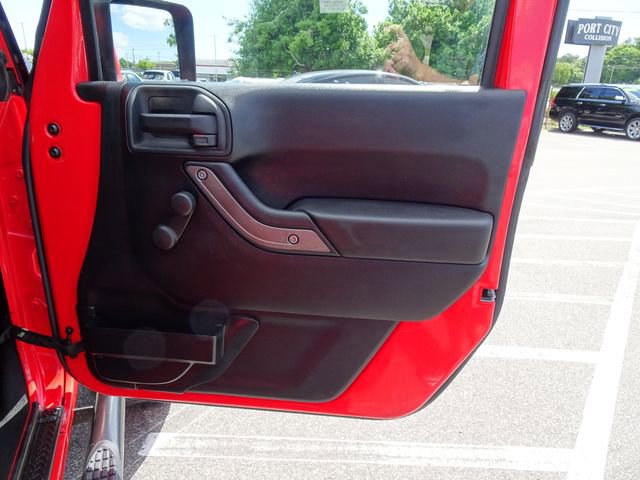 Used 2013 Jeep Wrangler Sport AWD/4WD image 14