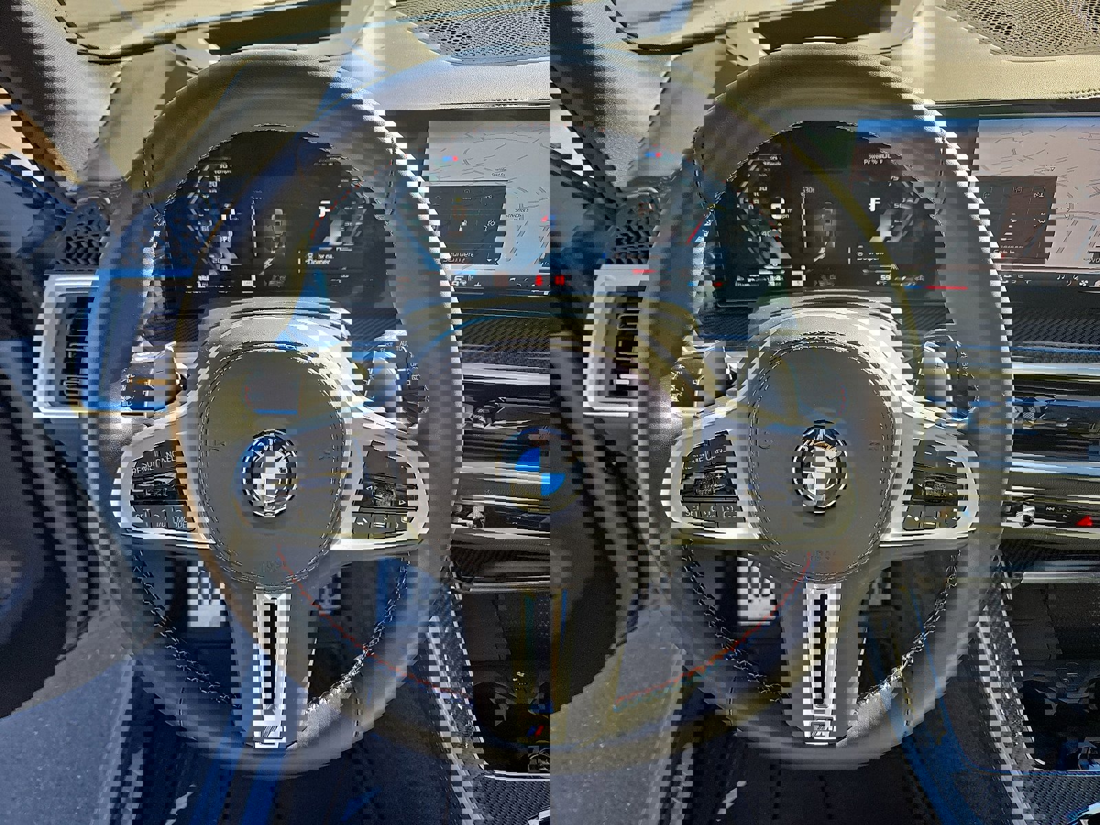 Certified 2024 BMW X5 M60i w/ Executive Package image 21