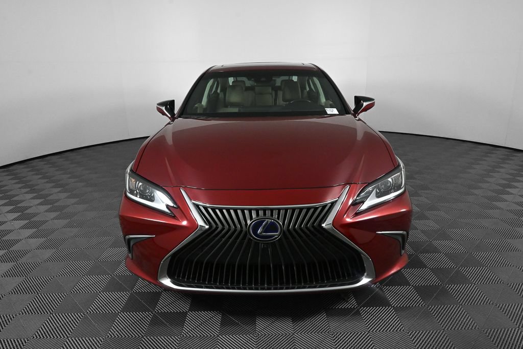 Used 2020 Lexus ES 300h w/ Accessory Package FWD image 30