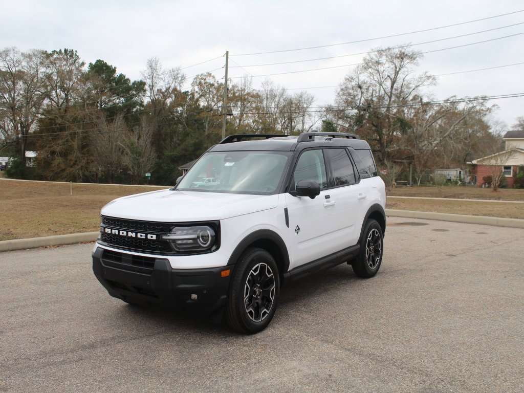 New 2025 Ford Bronco Sport Outer Banks w/ Outer Banks Tech Package+ image 2
