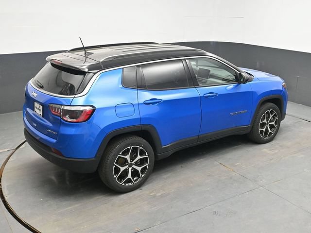 Used 2025 Jeep Compass Limited AWD/4WD image 27
