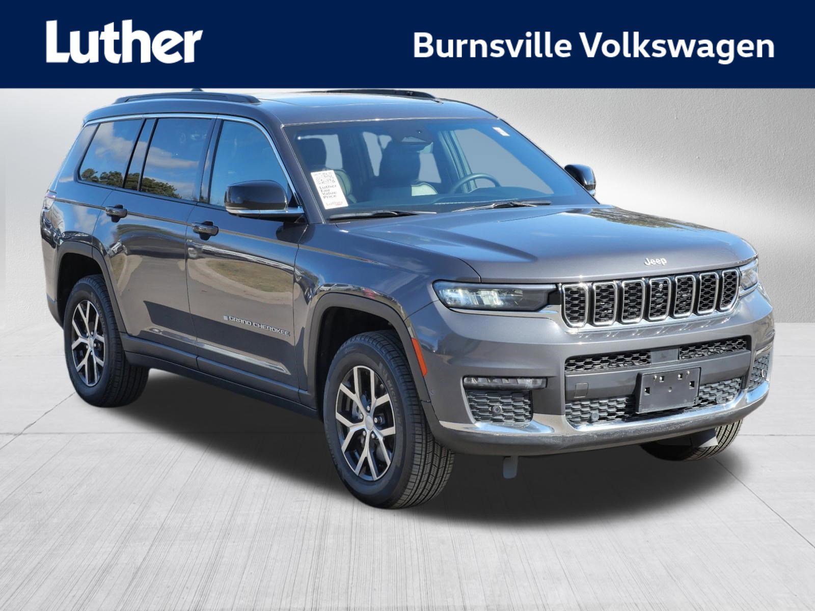 Used 2024 Jeep Grand Cherokee L Limited w/ Luxury Tech Group II image 1