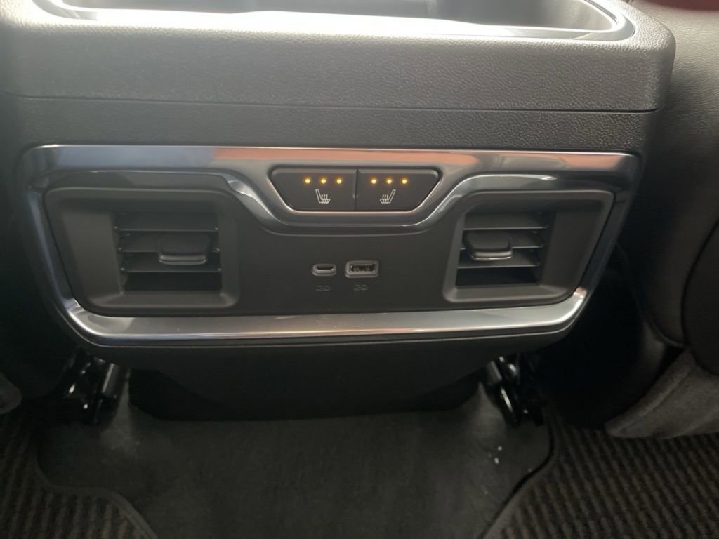 New 2026 GMC Sierra 1500 Denali Ultimate image 13