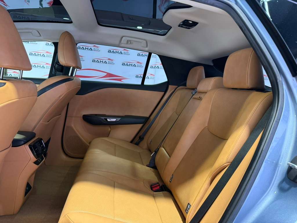 Used 2023 Lexus RZ 450e Premium w/ Technology Package image 40