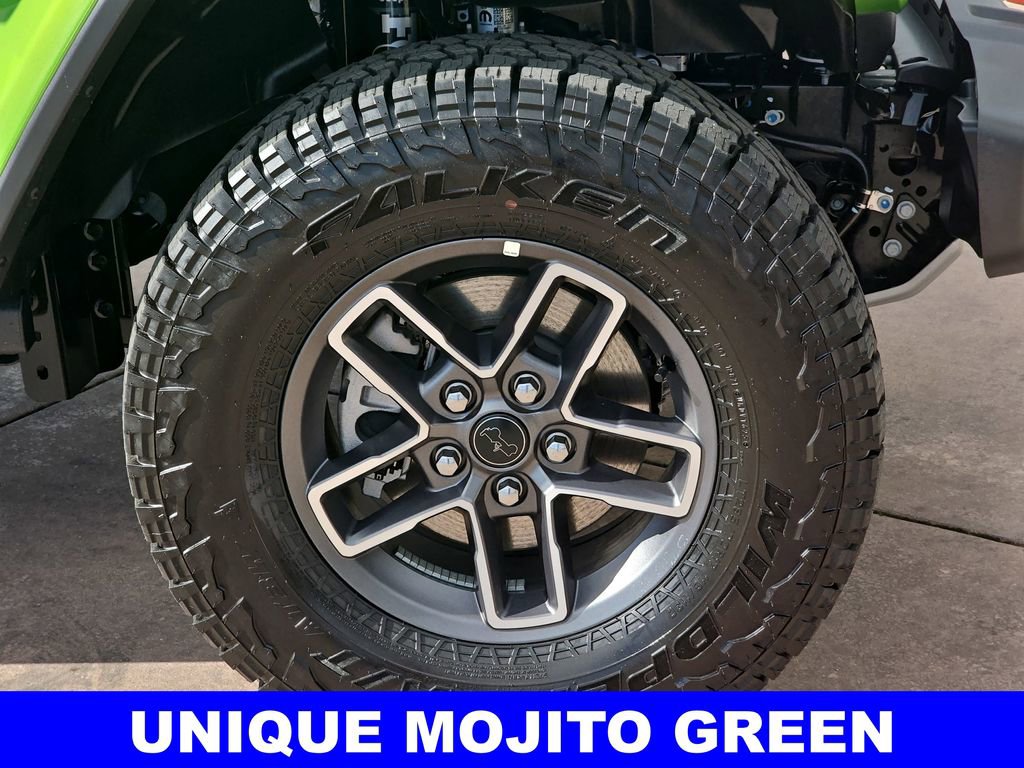 New 2025 Jeep Gladiator Mojave w/ Convenience Group image 38