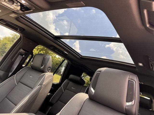 New 2026 Cadillac Escalade Sport w/ Touring Package AWD/4WD image 39