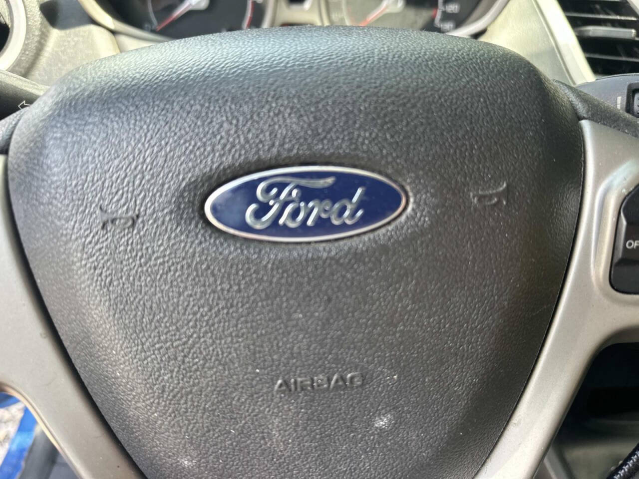 Used 2011 Ford Fiesta SE w/ 202A Rapid Spec Order Code FWD image 15