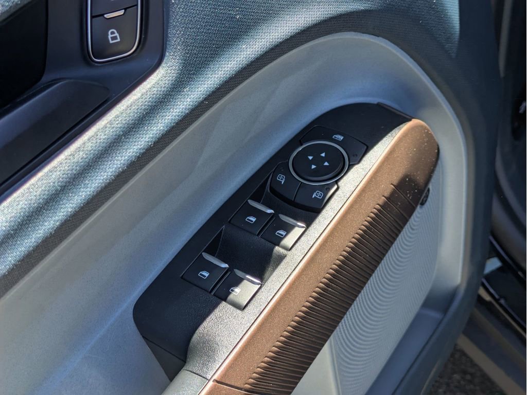 Certified 2023 Ford Maverick Lariat w/ Lariat Luxury Package image 13