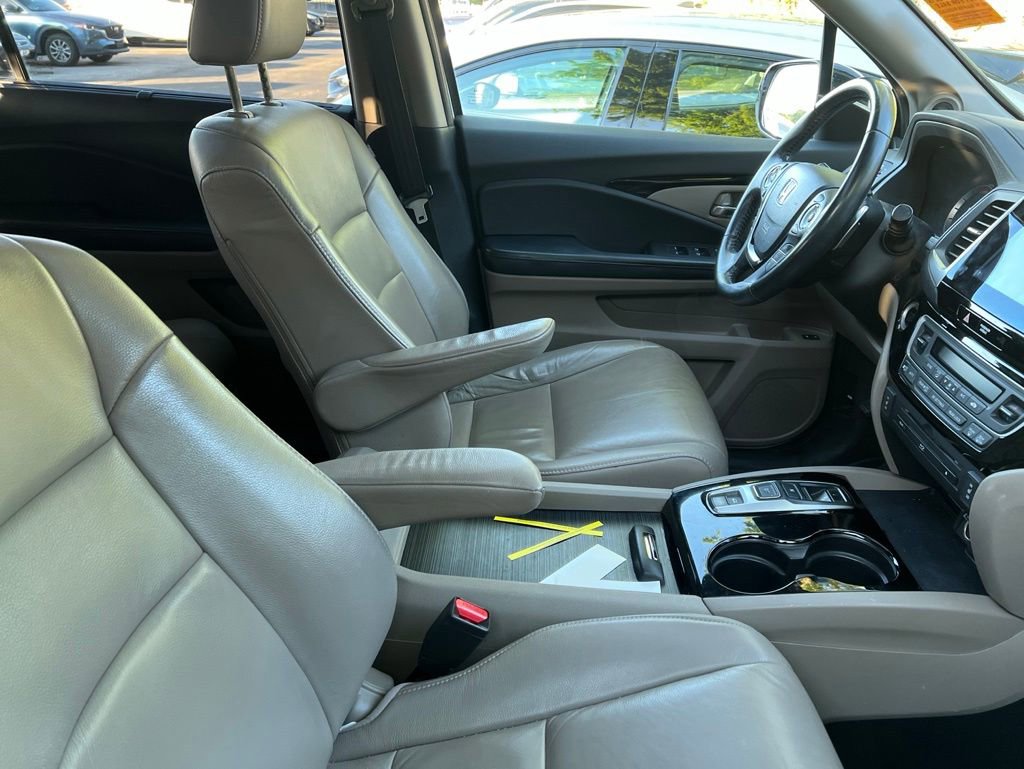 Used 2016 Honda Pilot Touring image 7