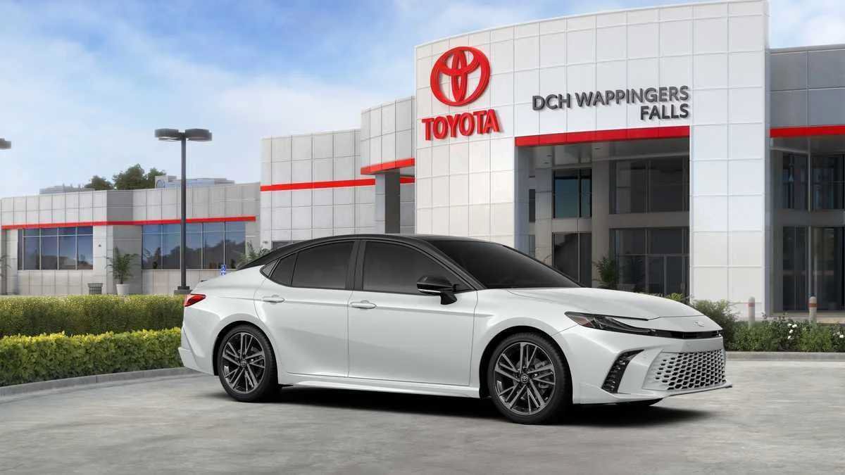 New 2026 Toyota Camry XSE w/ Premium Plus Package AWD/4WD image 16
