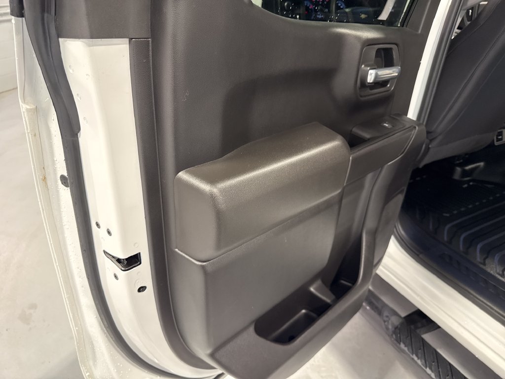 Used 2022 Chevrolet Silverado 1500 W/T w/ WT Value Package AWD/4WD image 40