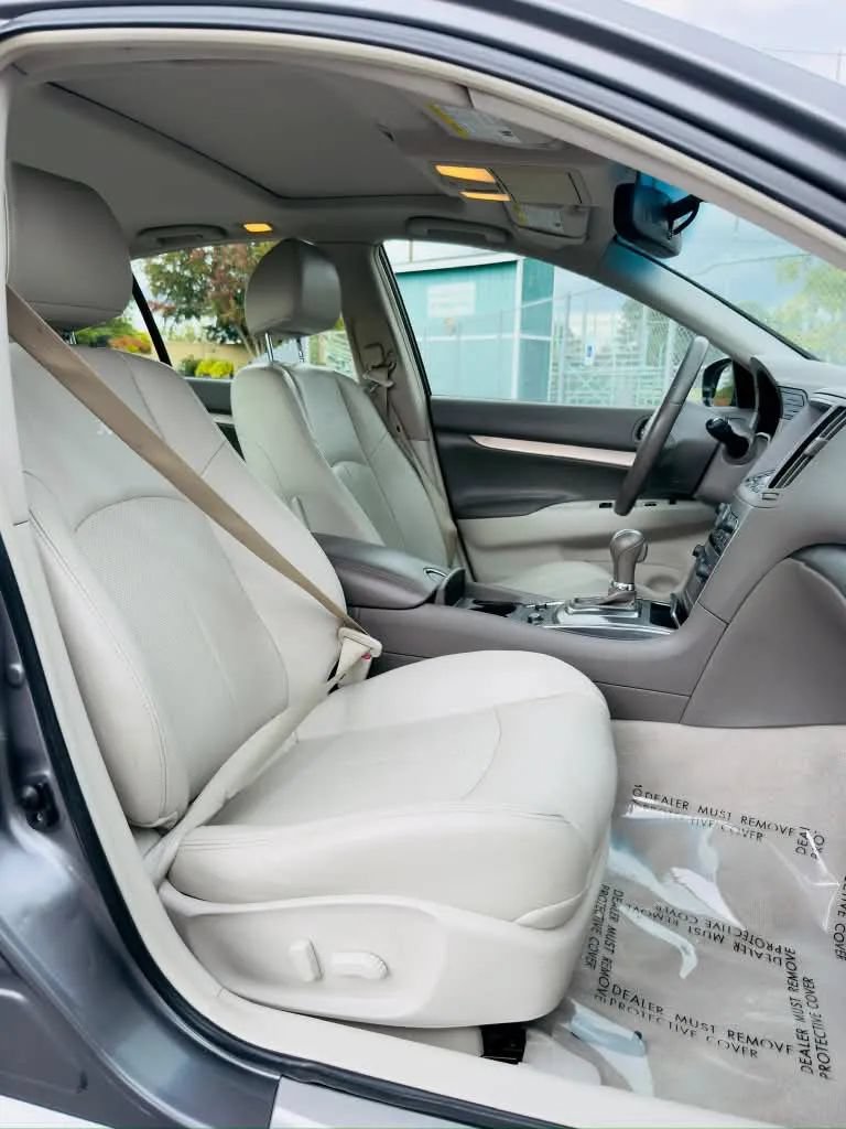 Used 2013 INFINITI G37 Journey w/ Premium Pkg RWD image 11