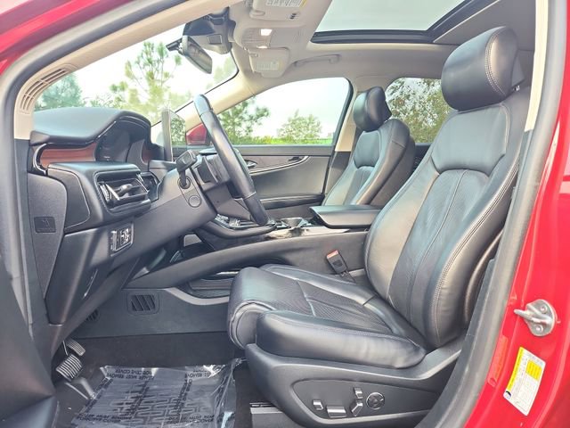Used 2021 Lincoln Nautilus Reserve w/ Equipment Group 202A image 17