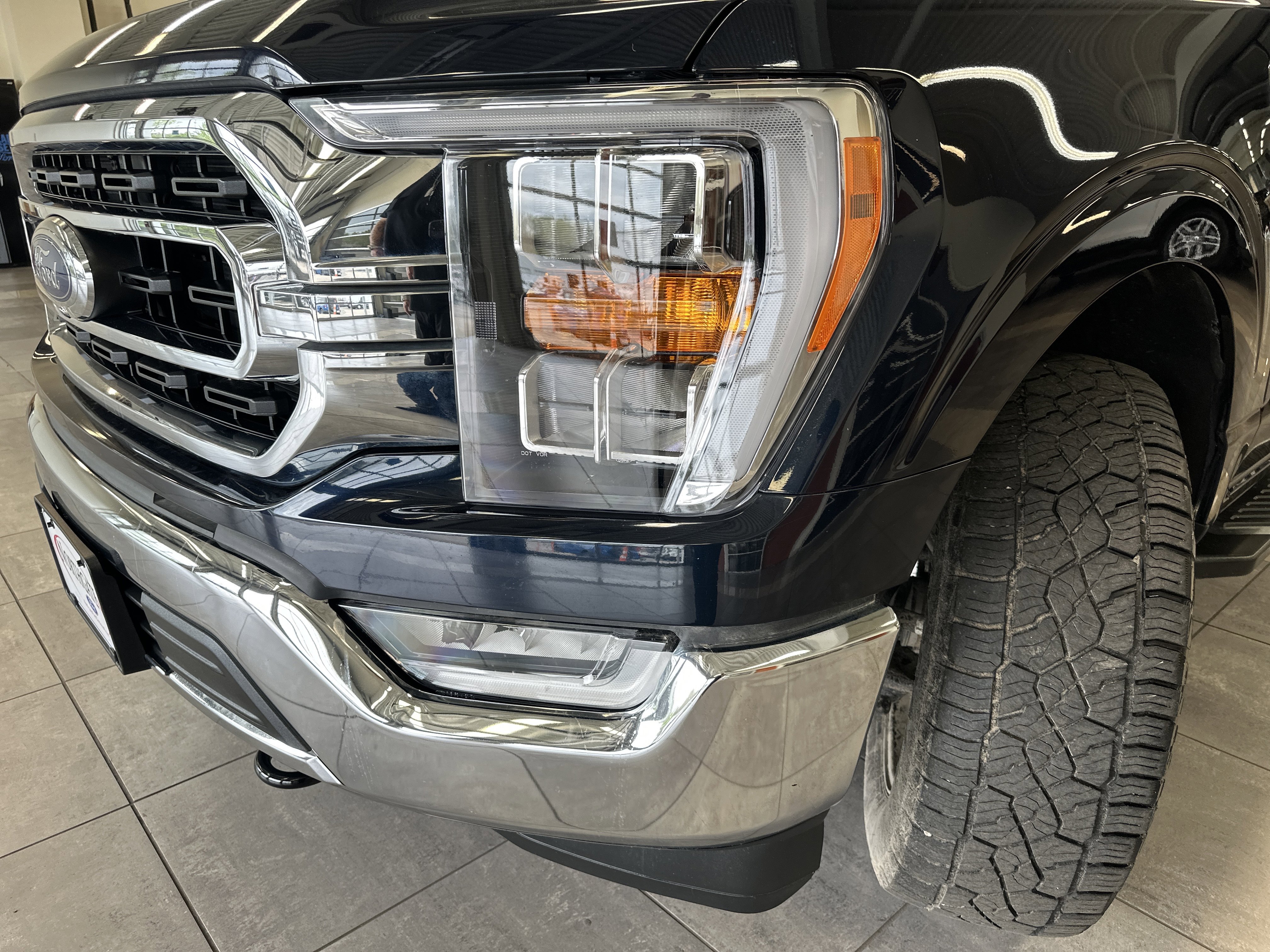 Used 2022 Ford F150 XLT w/ Equipment Group 302A High AWD/4WD image 19