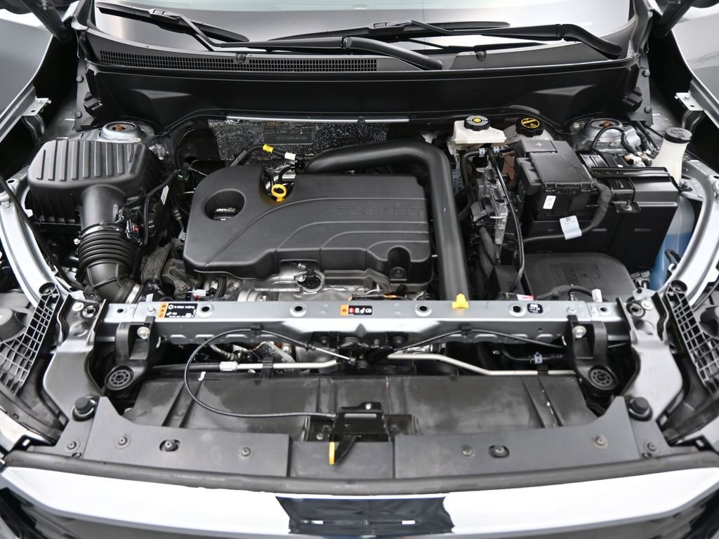 Used 2024 GMC Terrain SLE image 23