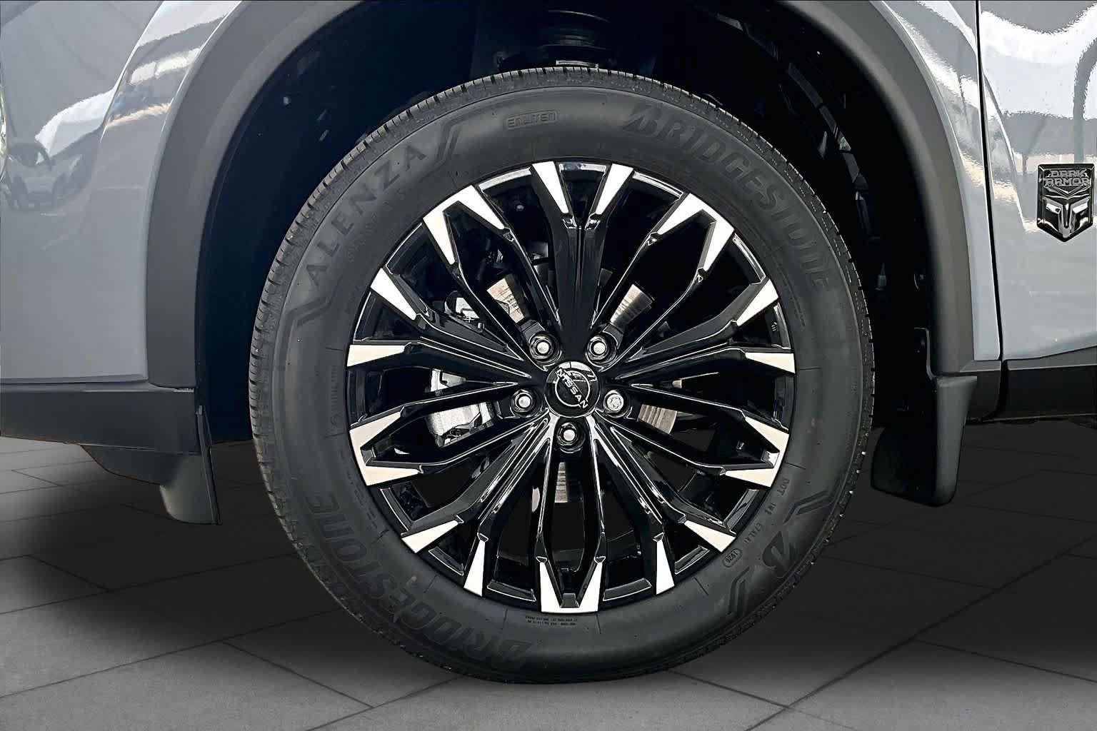 New 2026 Nissan Rogue Dark Armor AWD/4WD image 9