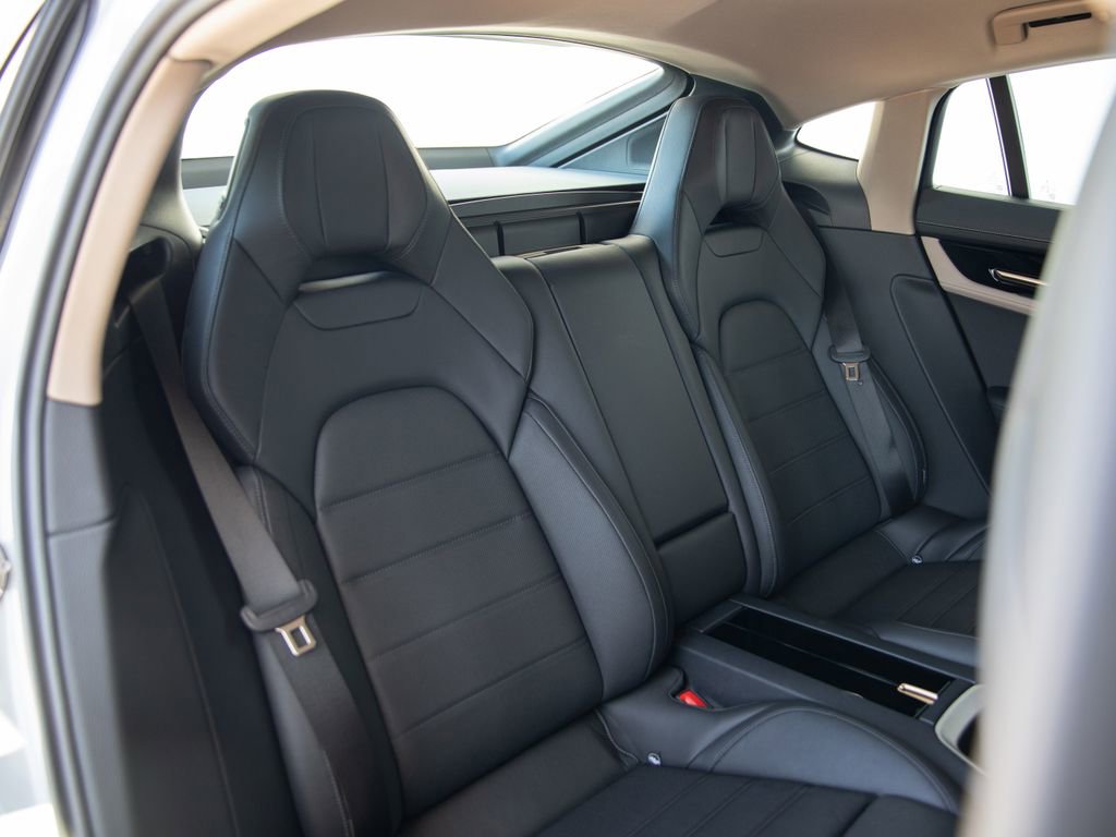 Certified 2025 Porsche Panamera 4 image 23