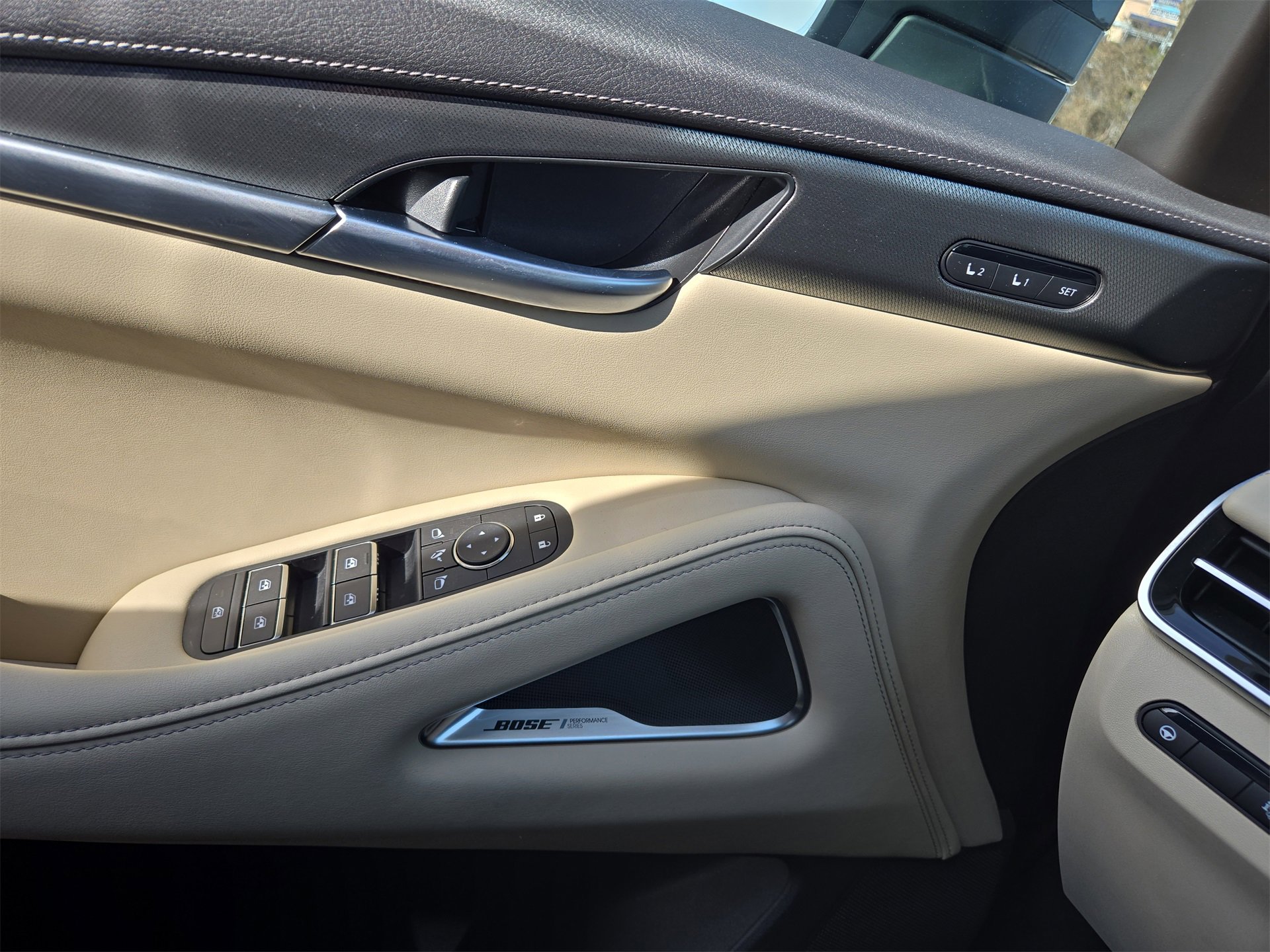 Used 2024 INFINITI QX60 Luxe w/ Vision Package image 30