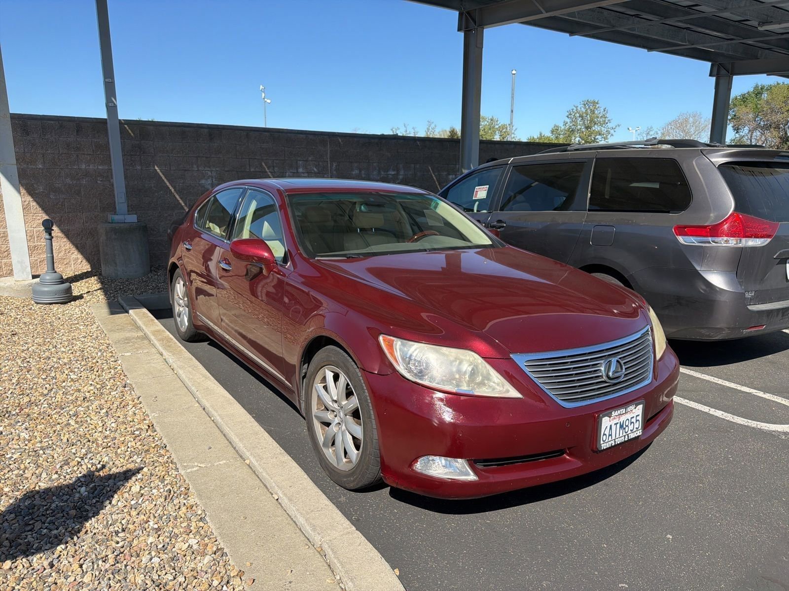 Used 2007 Lexus LS 460 image 2