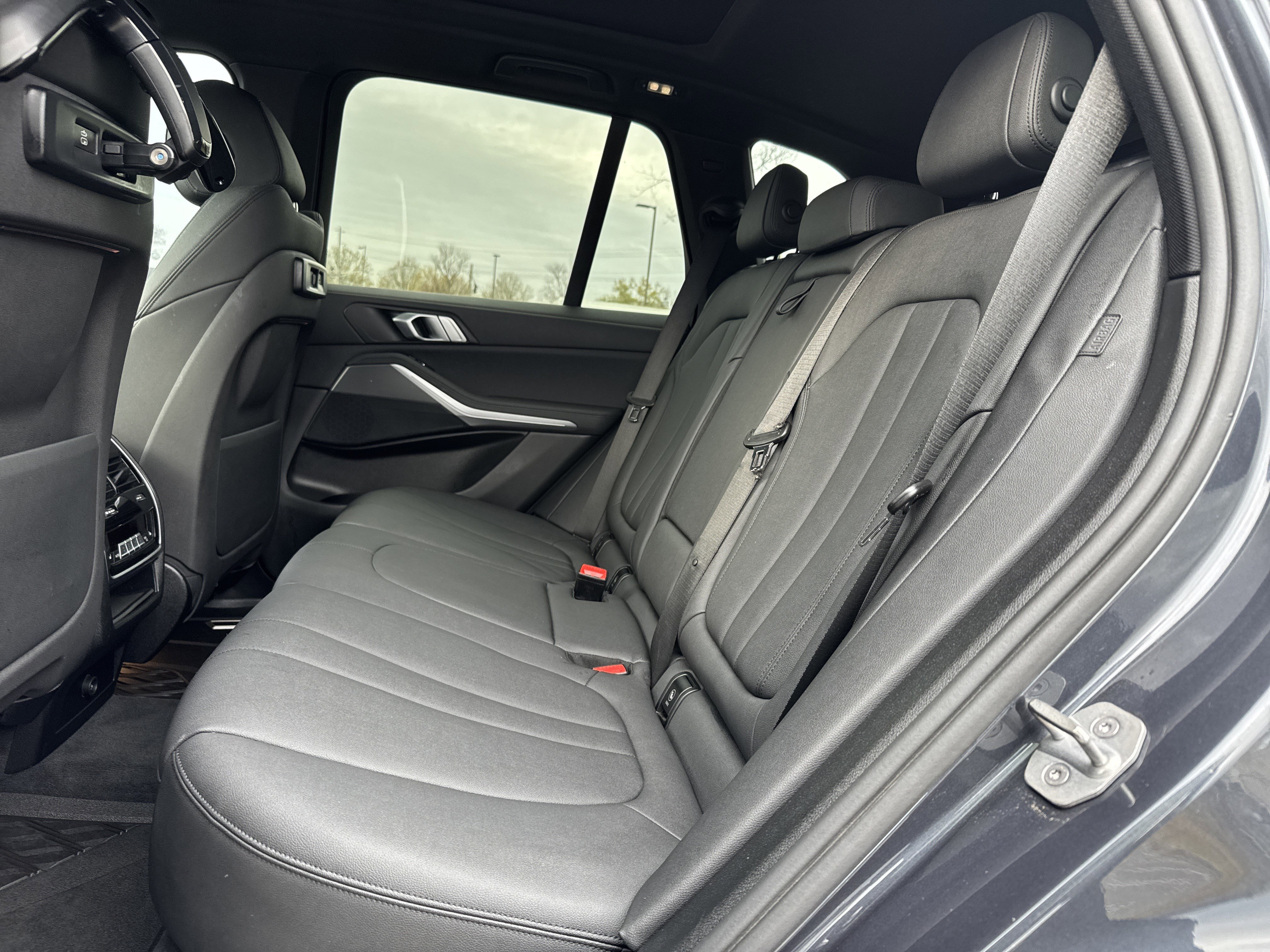 Used 2019 BMW X5 xDrive40i w/ Convenience Package image 29