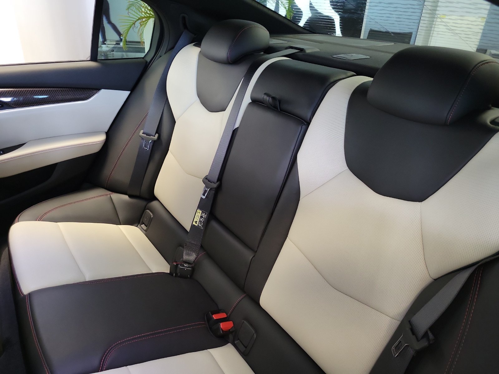 Used 2020 Cadillac CT5 V w/ Premium Package RWD image 11