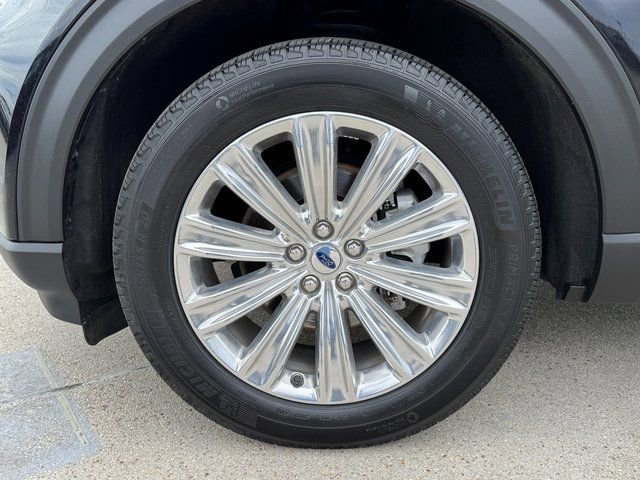 Used 2022 Ford Explorer Limited w/ Limited Technology Package image 13