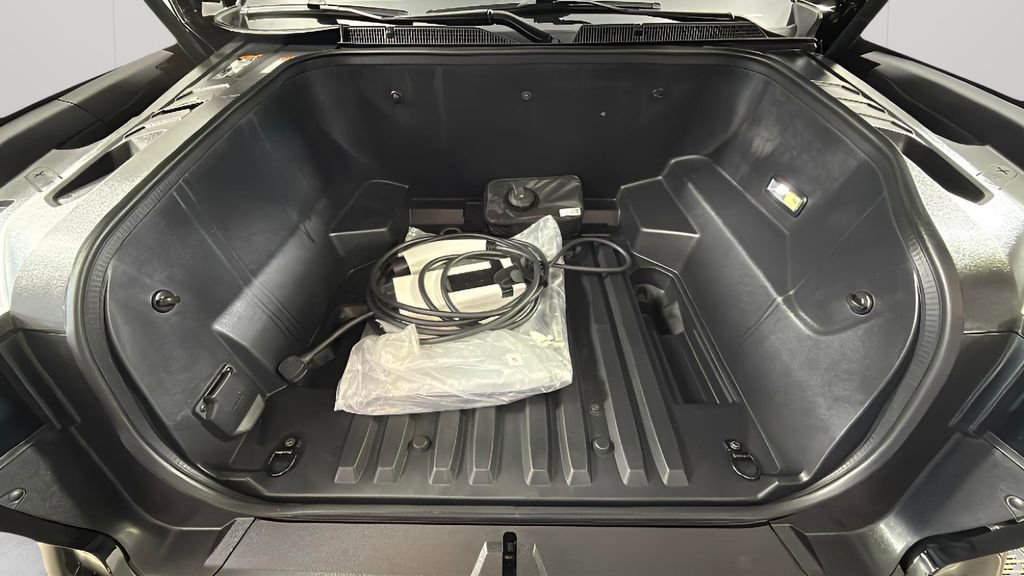 Used 2024 Chevrolet Silverado EV RST image 41