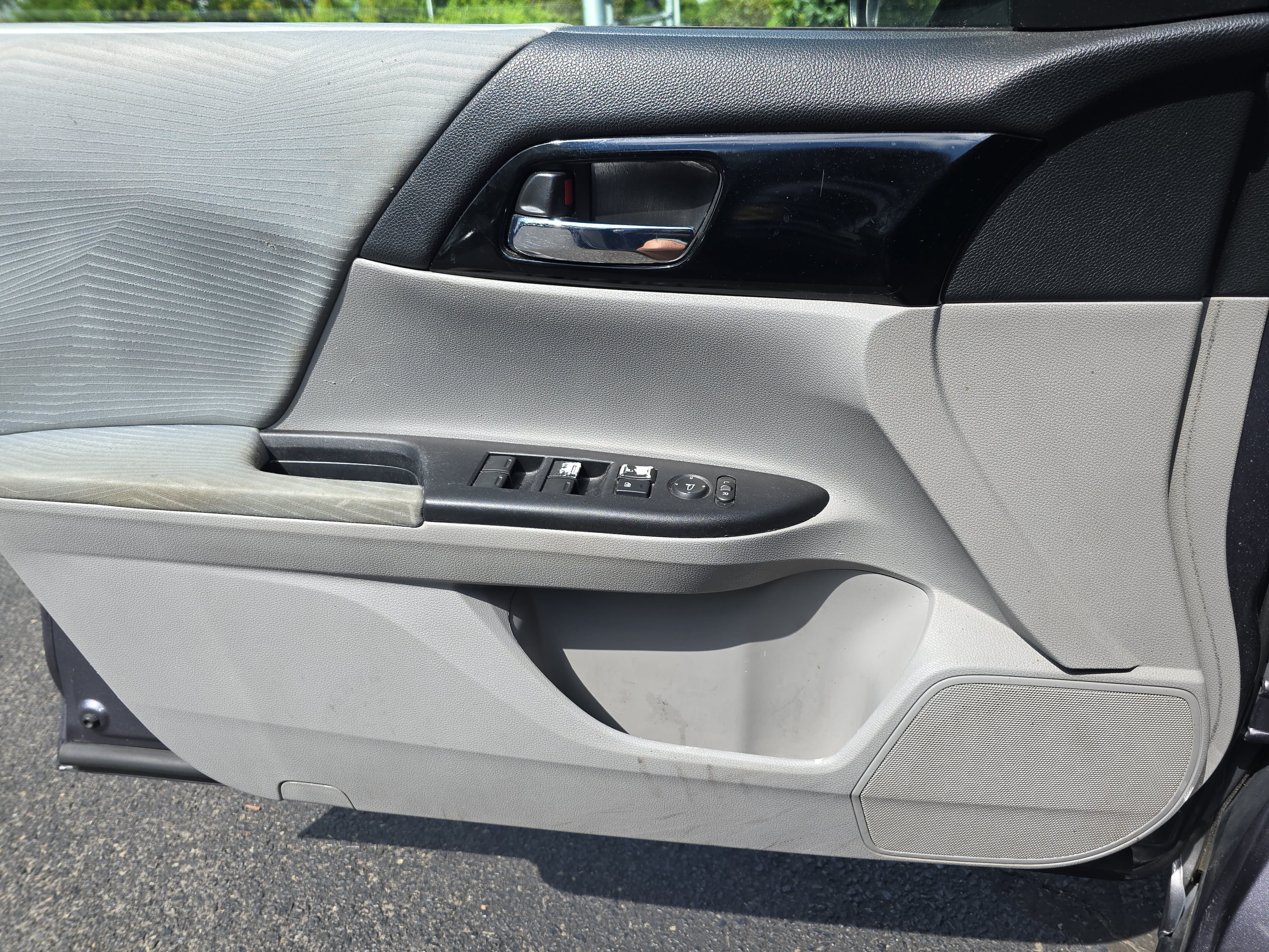 Used 2016 Honda Accord LX image 26