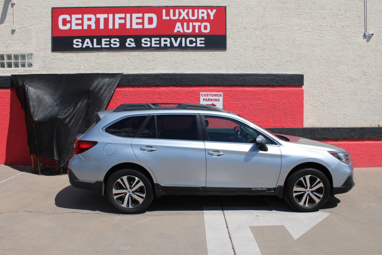 Used 2018 Subaru Outback 3.6R Limited image 1