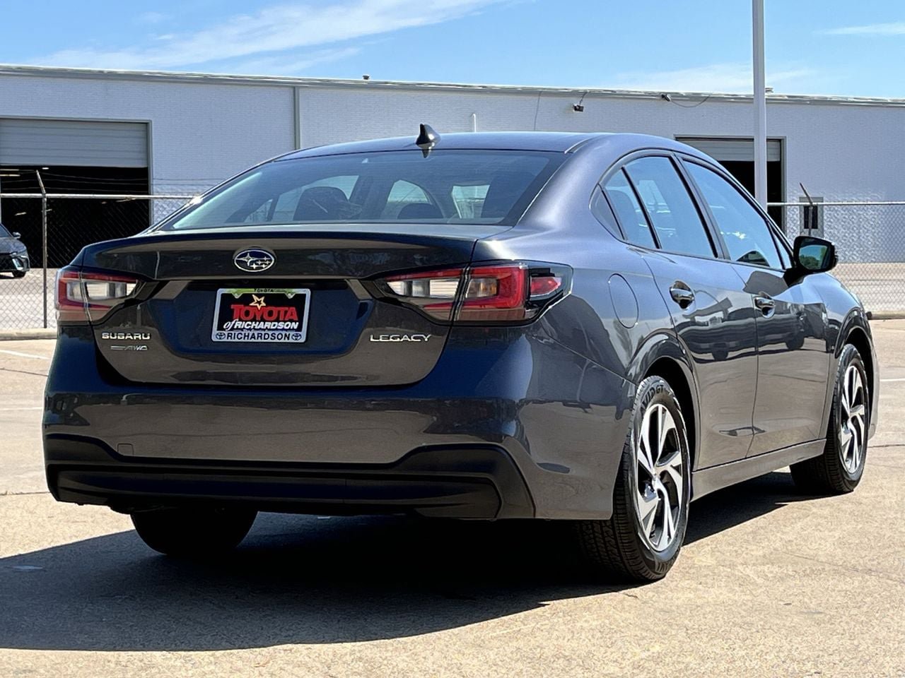 Used 2025 Subaru Legacy Premium AWD/4WD image 3