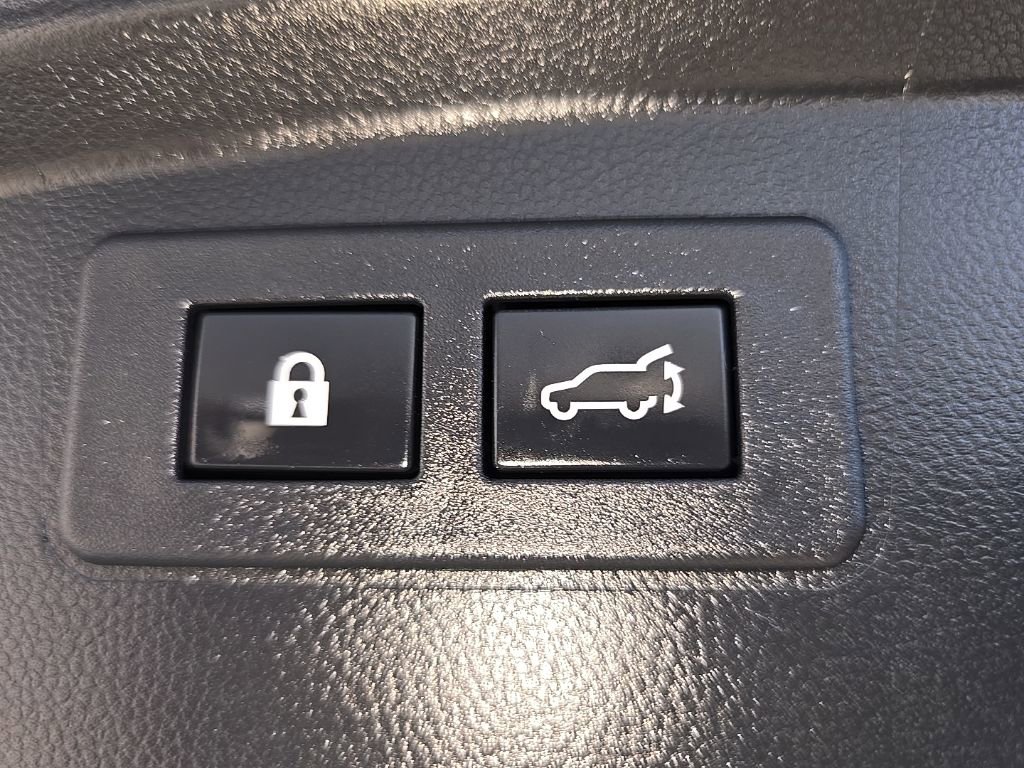 Used 2023 Subaru Outback Limited image 30