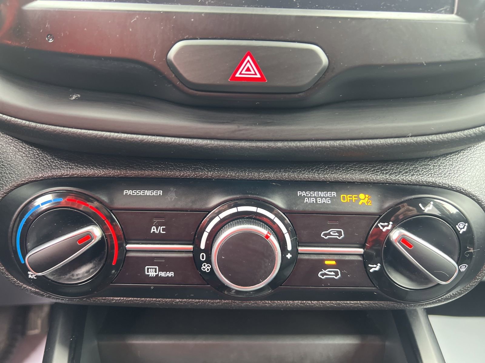 Used 2023 Kia Soul LX image 17