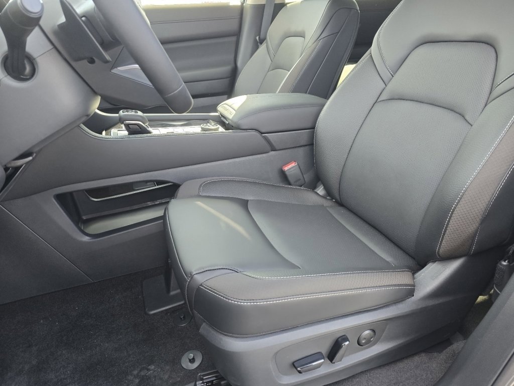 New 2026 Nissan Pathfinder SL image 15