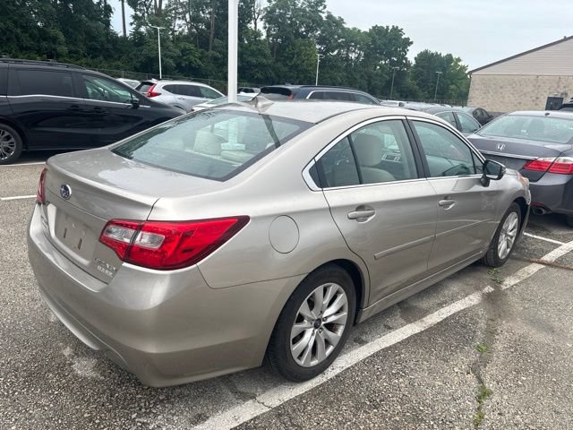 Used 2017 Subaru Legacy 2.5i Premium AWD/4WD image 4