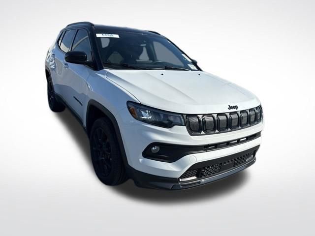 Used 2022 Jeep Compass Altitude w/ Convenience Group AWD/4WD image 7