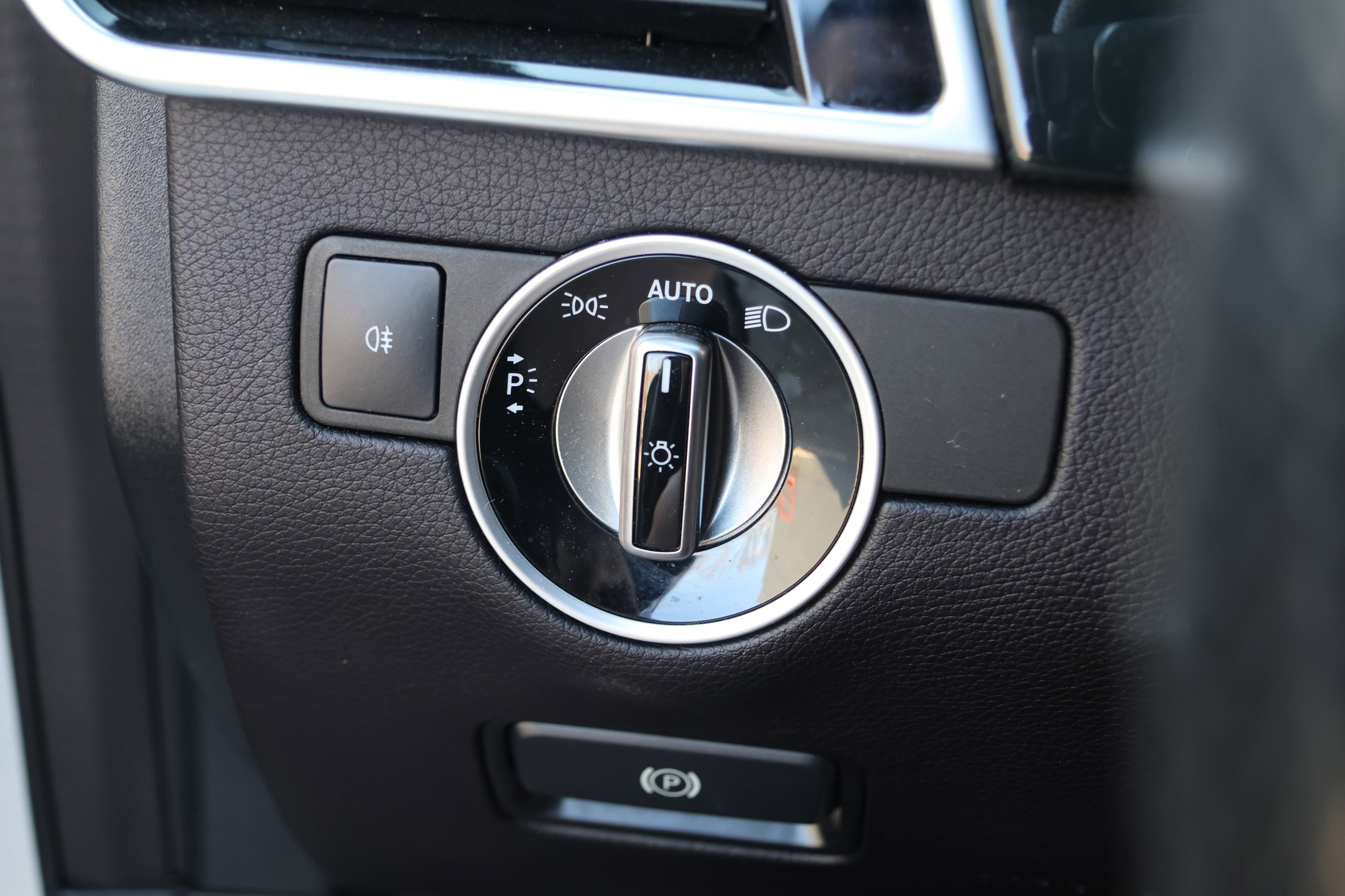 Used 2019 Mercedes-Benz GLS 450 4MATIC image 16