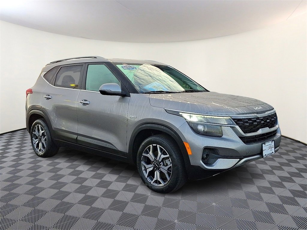 Certified 2022 Kia Seltos EX