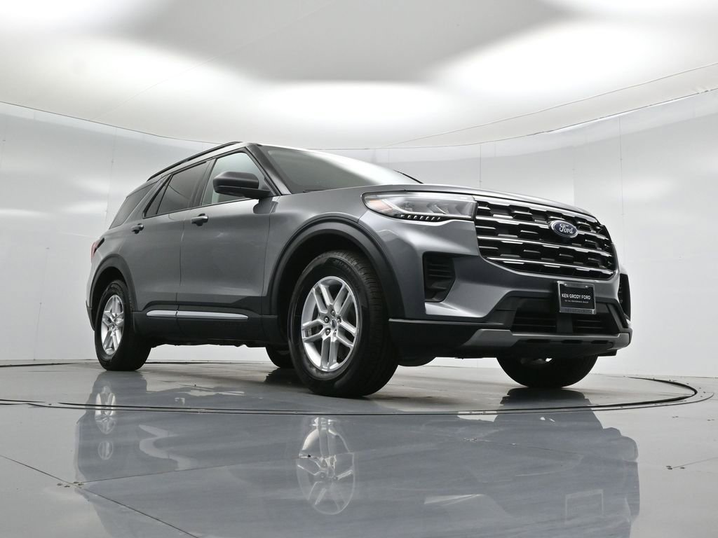 Certified 2025 Ford Explorer Active image 44
