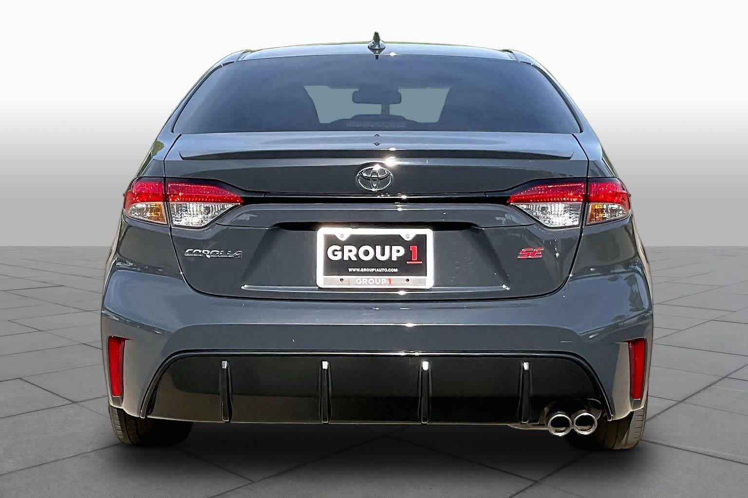 Used 2023 Toyota Corolla SE FWD image 5