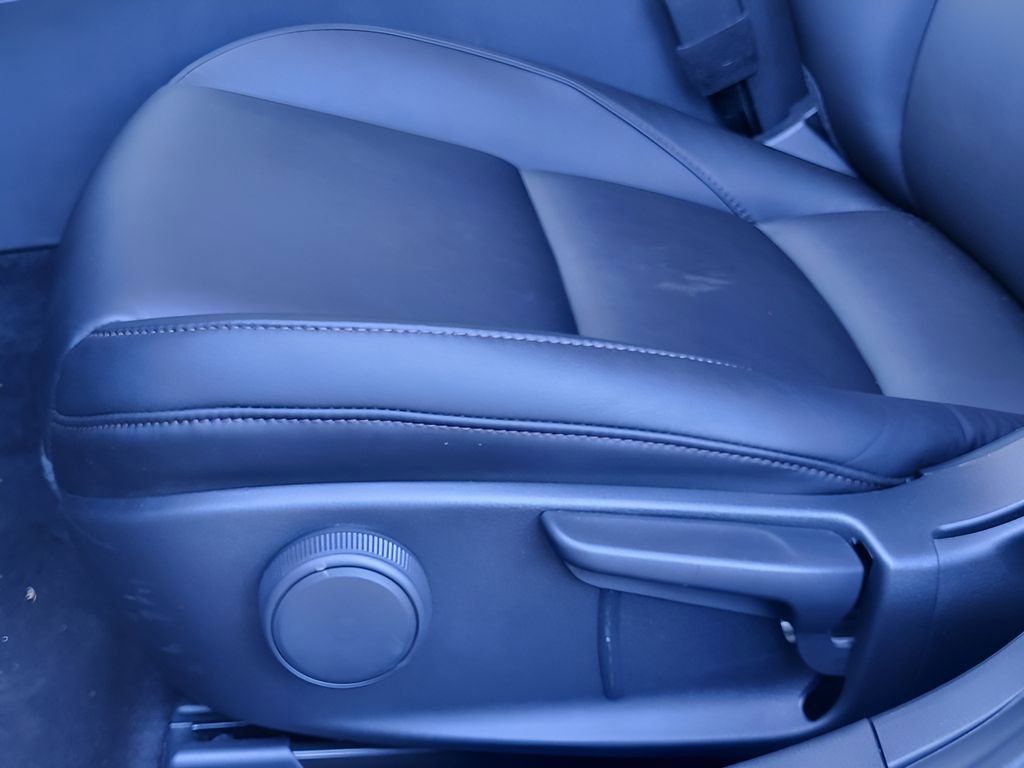 Used 2025 MAZDA MAZDA3 s image 21