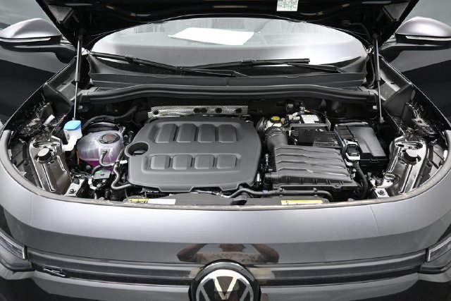 New 2026 Volkswagen Tiguan SE R-Line AWD/4WD image 15