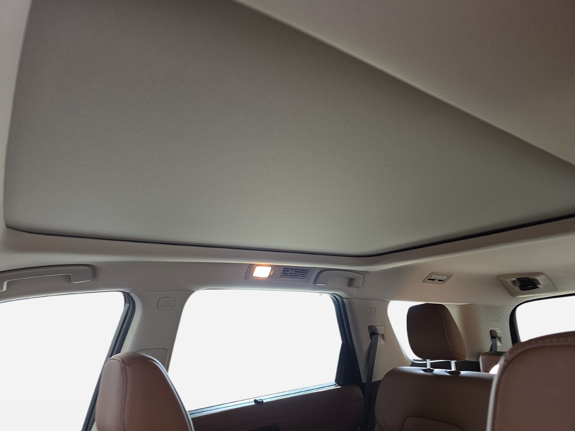 Used 2025 Nissan Pathfinder Platinum w/ Cargo Package FWD image 29