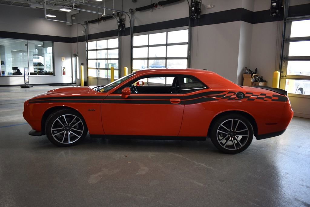 Used 2023 Dodge Challenger R/T w/ Cold Weather Group image 10