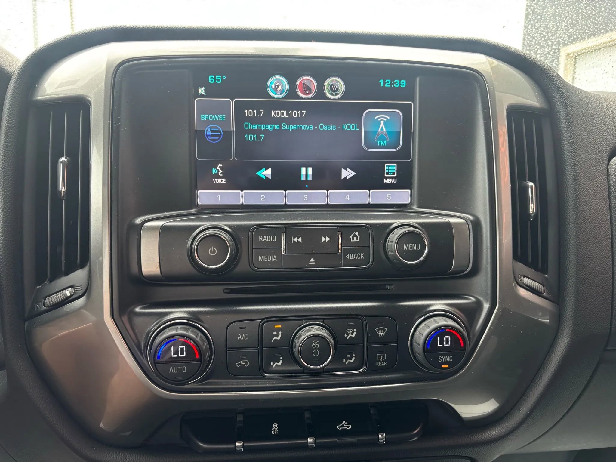 Used 2015 Chevrolet Silverado 1500 LT w/ All Star Edition image 24