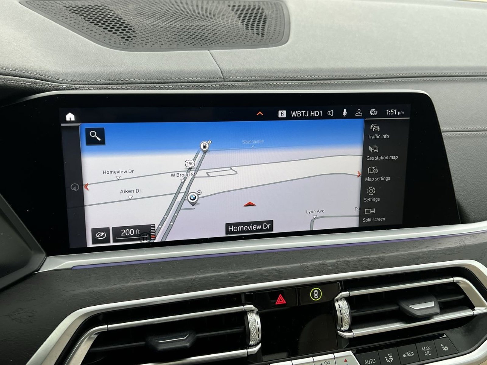 Used 2022 BMW X7 xDrive40i w/ M Sport Package image 21