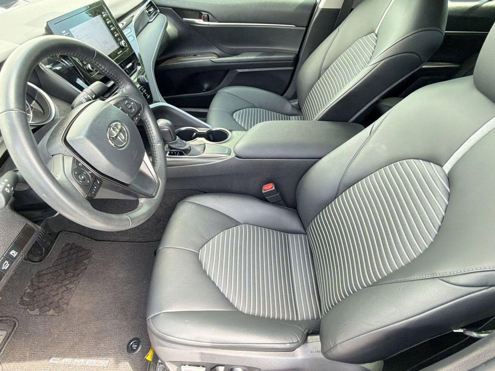 Certified 2021 Toyota Camry SE image 5